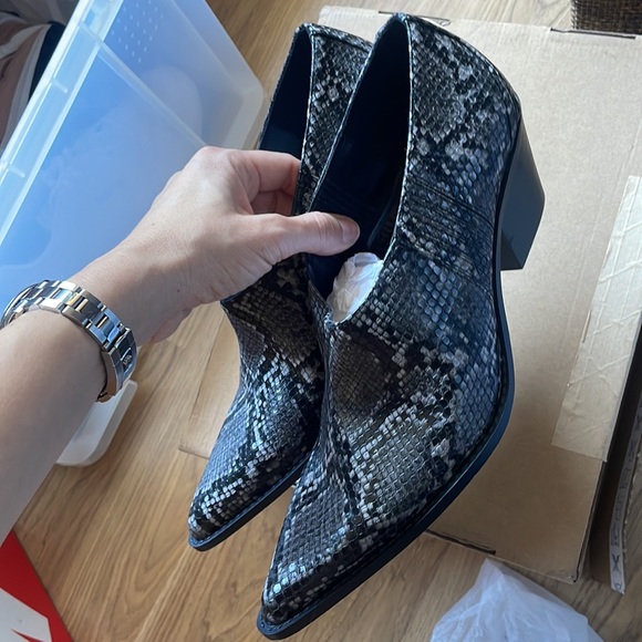 ZARA animal print cowboy heeled ankle boot - Picture 4 of 6